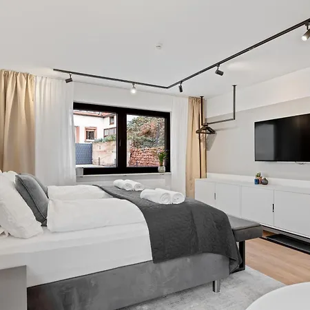 Apartment 1-2 Personen - Parkplatz - Fahrradgarage - Zentrum - Kueche - Klima